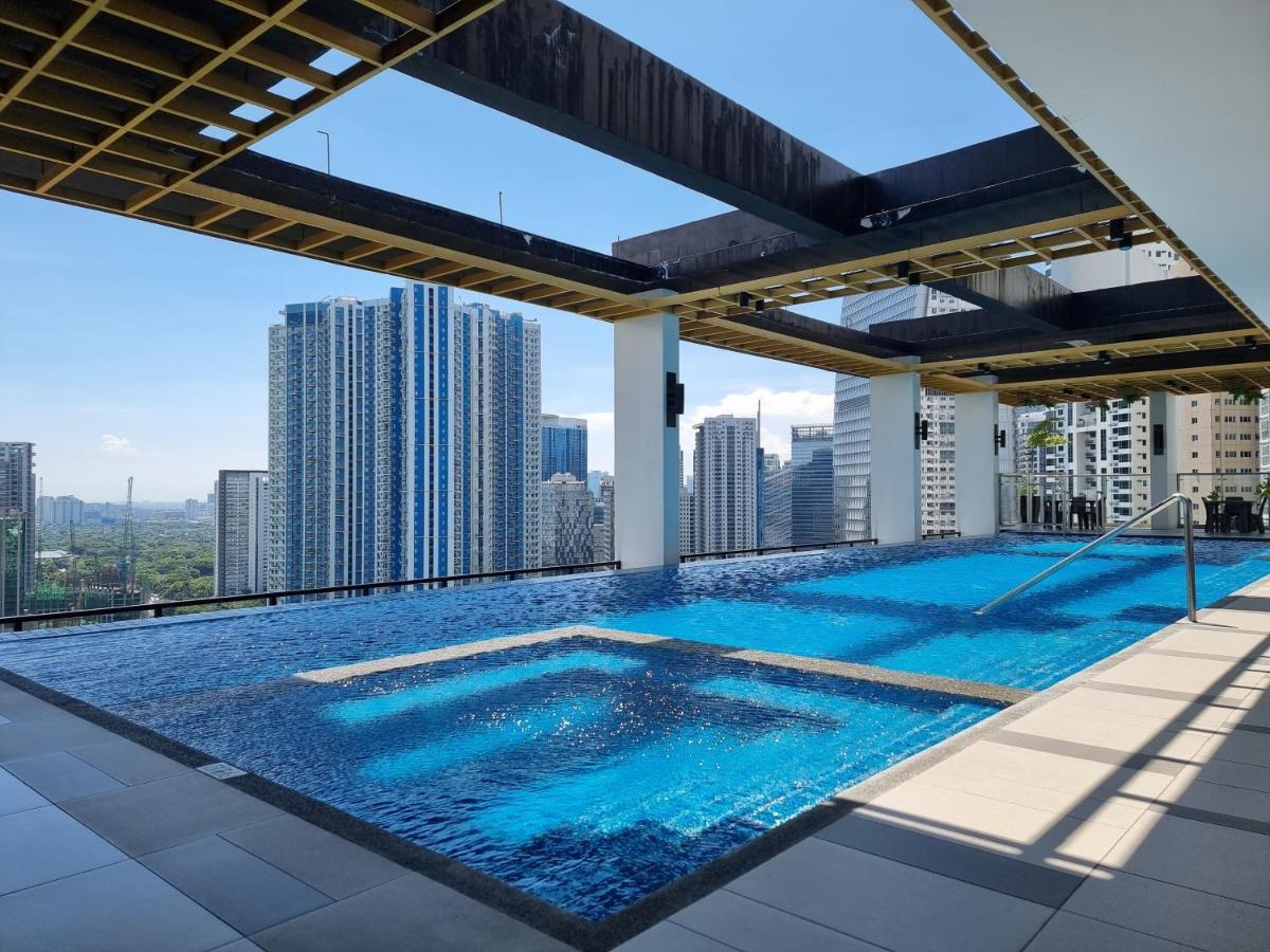 The Residences At Bcct Taguig Exterior photo