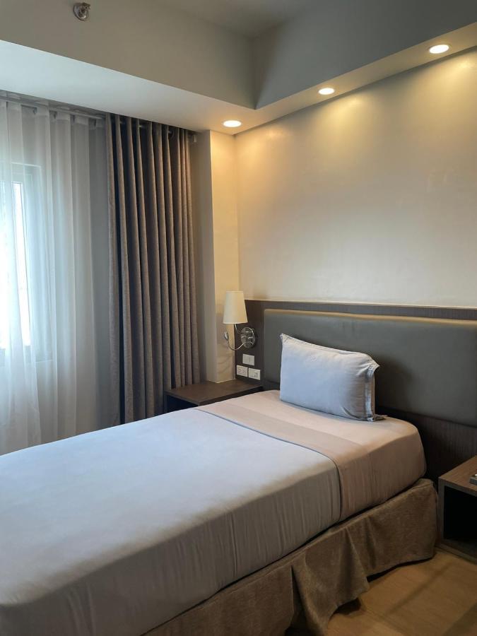 The Residences At Bcct Taguig Exterior photo