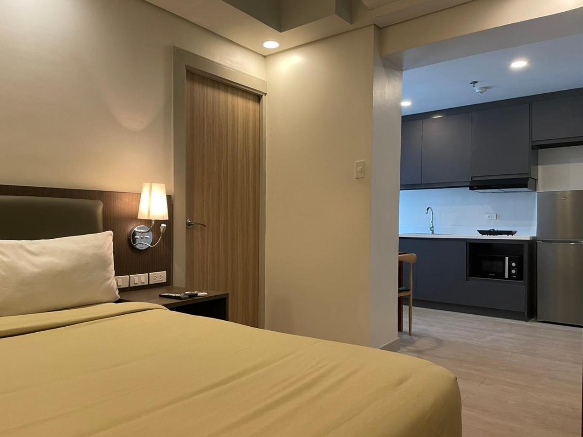 The Residences At Bcct Taguig Exterior photo